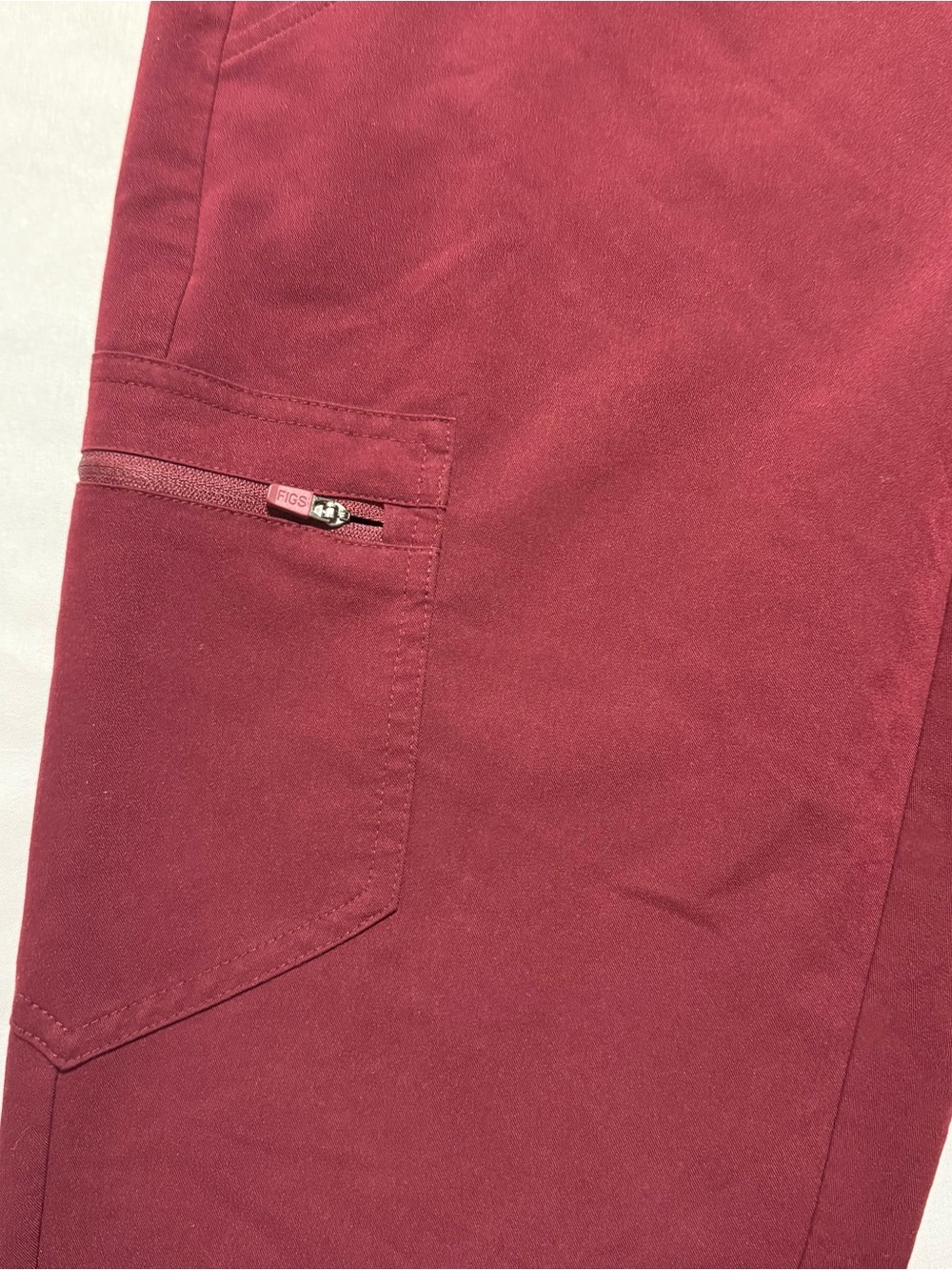 FIGS Maternity Technical Collection Scrub Pants Burgundy High Waisted Jogger S - Picture 3 of 15